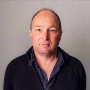 NIGEL LEE
